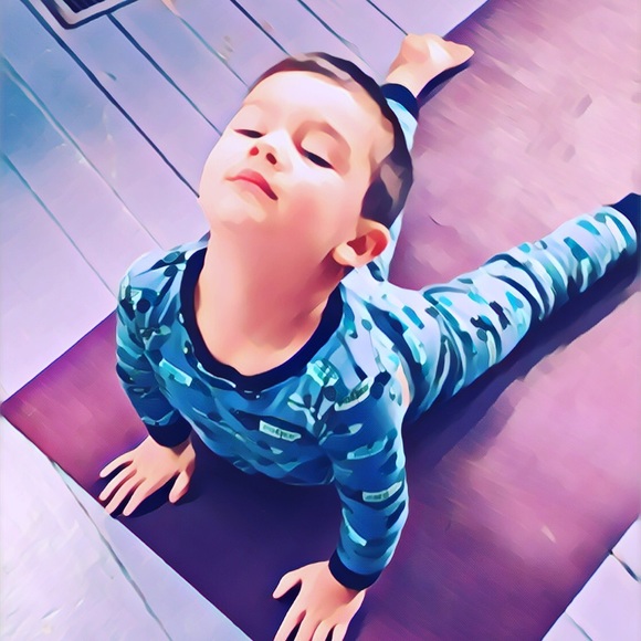 Meet your Posher, Meagan - Picture 5 of 5